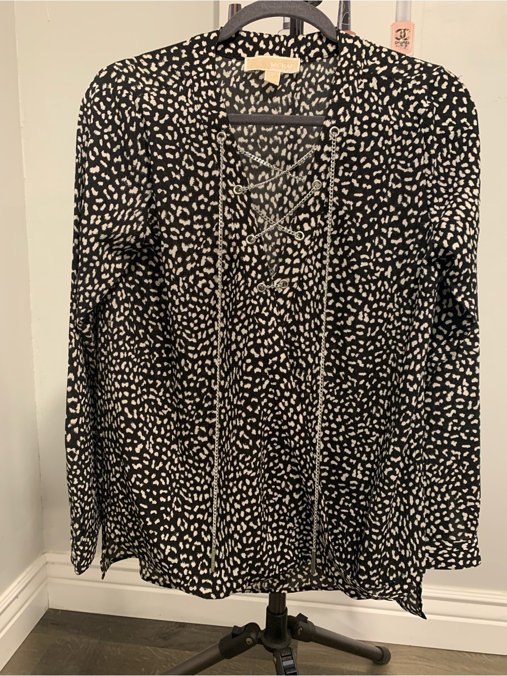 Michael Kors Black & White Lace-Up Animal Print Blouse - GB051